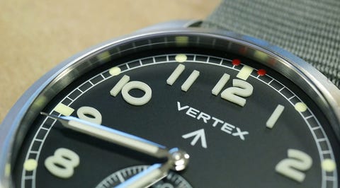 vertex-m100-macro-lume-1557761601-2028541187