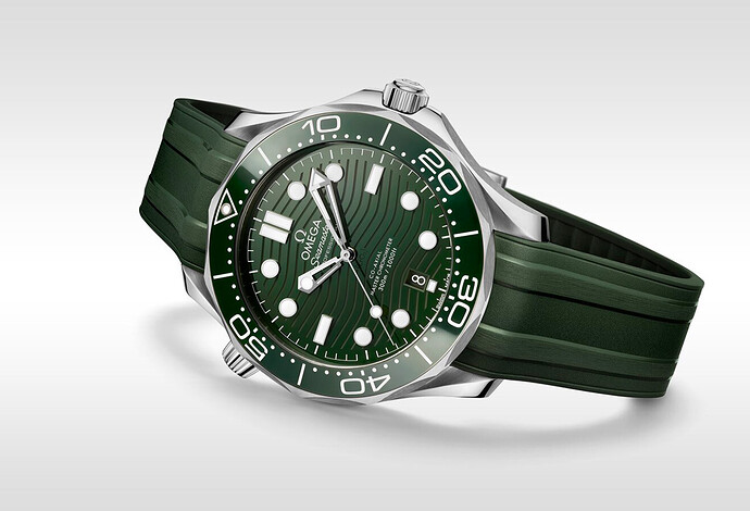 Omega+Seamaster+Professional+Diver+300M+Green+210.32.42.20.10.001_002-2549597478