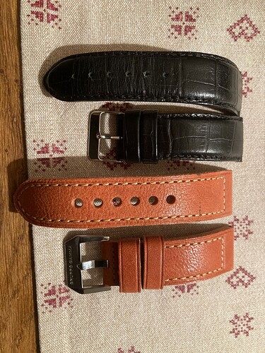 Leder 24mm2