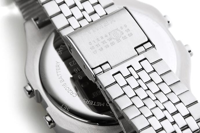 https___hypebeast.com_image_2024_10_22_timex-mm6-maison-margiela-2-in-1-wristwatch-release-info-008