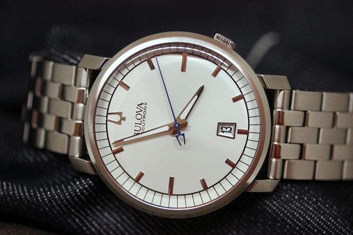 Bulova-Accutron-II-12