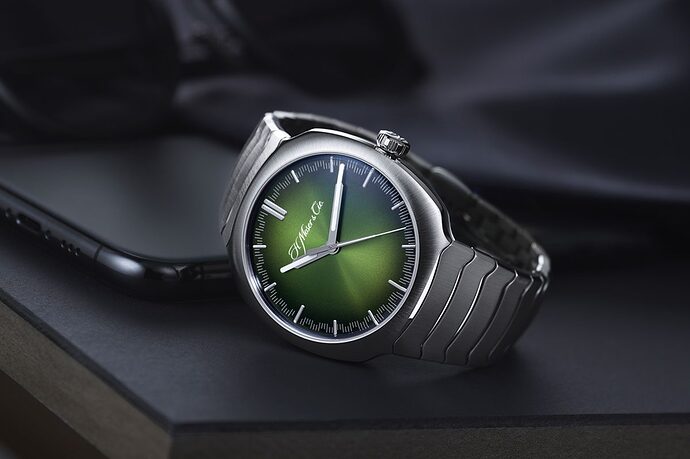 Hmoser-Cie-Streamliner-Centre-Seconds-Matrix-Green-watch-launch-at-Cortina-Watch-cover-1-e1604627039124