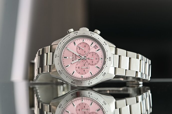 Zenith-Chronomaster-Sport-Pink-Dial-Steel-Bezel-limited-edition-Susan-G.-Komen-breast-cancer-hands-on-3