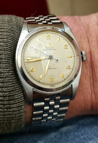 6098 wristshot