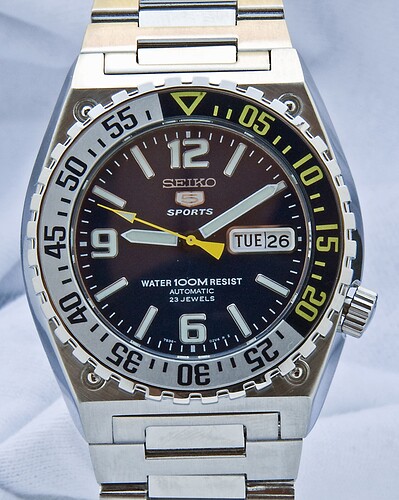 Seiko 5 sport 7536-OZV4R2