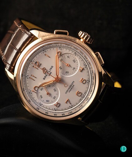 Breitling-b09-gold