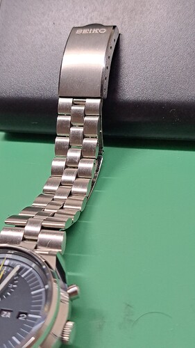 17305668143632965406464594703300