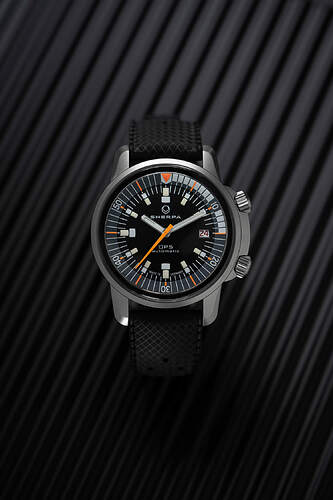 OPS_Sherpa-vs.-TRTS_black_striped-background