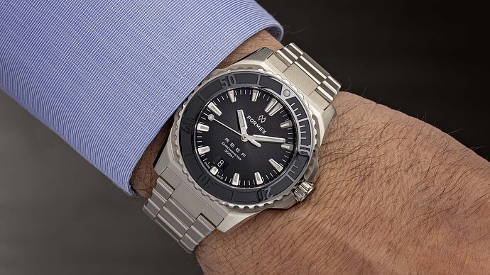 chronometer-cosc-300m-black-dial-7.25inch-wrist-size