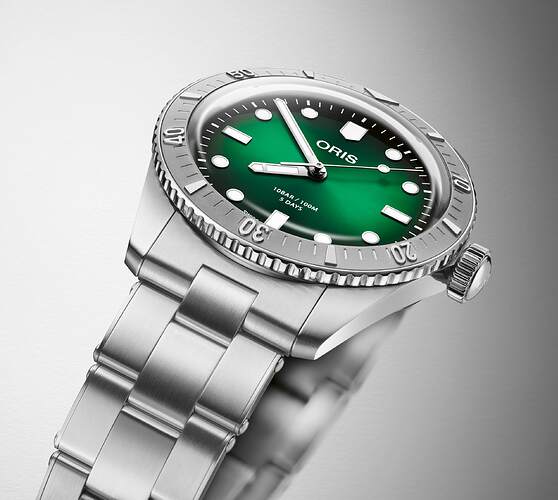 01-400-7774-4057-07-8-19-18-divers-sixty-five-calibre-400-hi