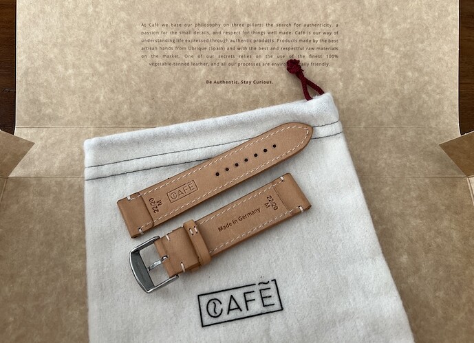 Cafe Leather Strap 4