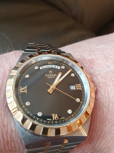 Tudor Royal goud 22e