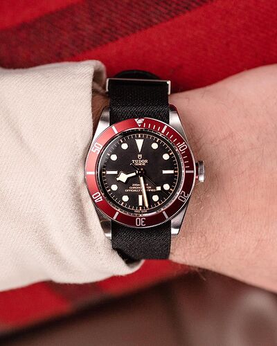 TUDOR-Black-Bay-79230R-Mamic-1970-1