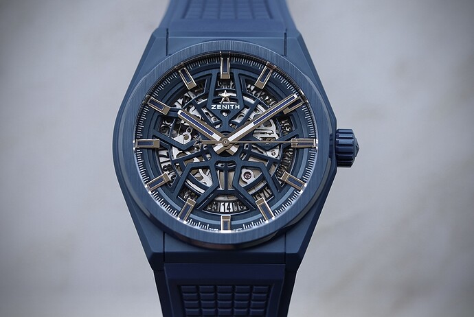 Zenith-Defy-Classic-Pic-1