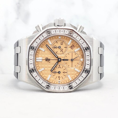Audemars-Piguet-Royal-Oak-Offshore-37mm-Strap-26231ST.ZZ_.A178CA.01-Salmon-Dial-No-Banner-scaled