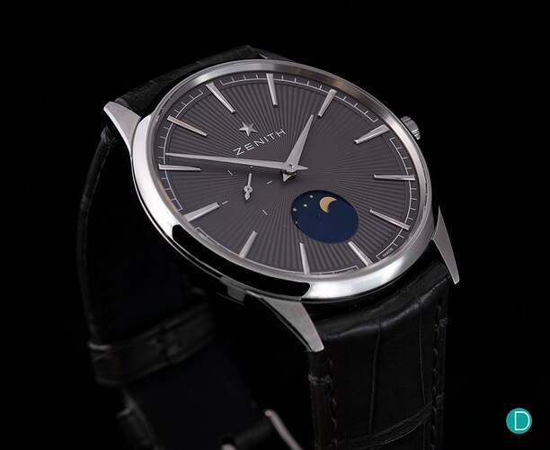 zenith-elite-moonphase-ss-oblique-left