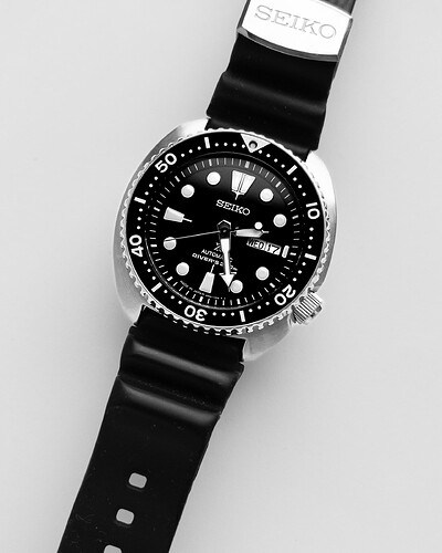 APC_3590