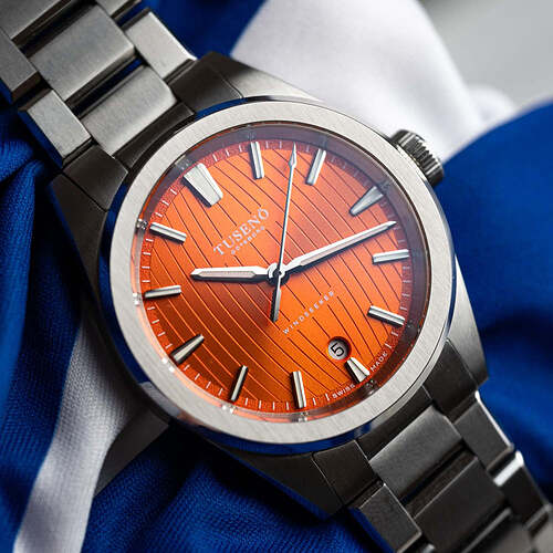 W Tuseno Windseeker-orange-1_1000x