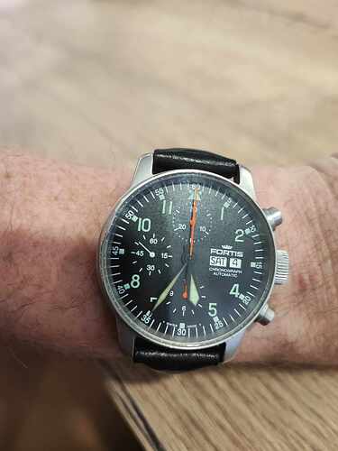 fortis B-42 tritium dial