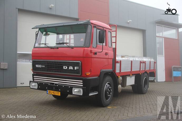 1496275-1600-daf