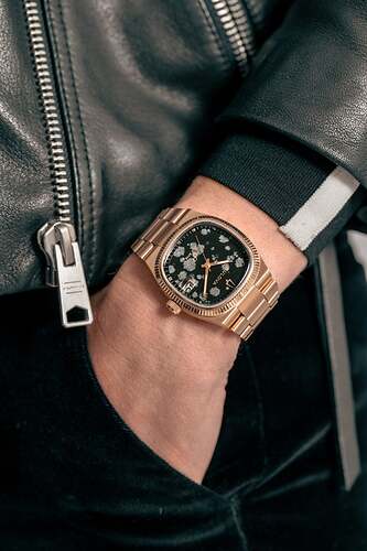 97B231_complecto_wrist_2048x2048