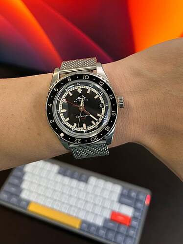 mido-x-hodinkee-le-ocean-star-gmt-on-the-way-to-becoming-a-v0-2h2aeptt8f4a1