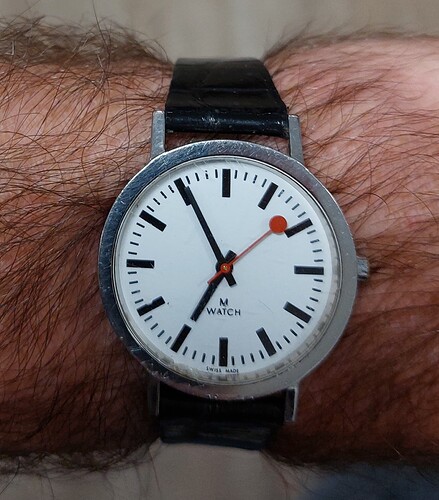 830 M Watch