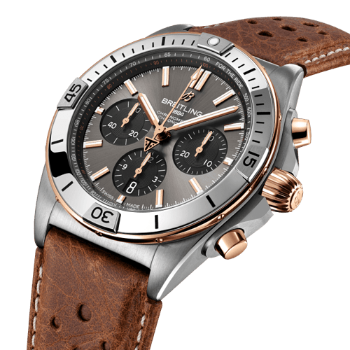 TB0134101M1X1-Breitling-Chronomat-B01-42-Triumph-2
