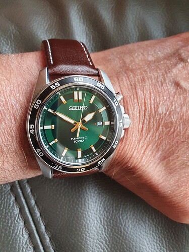 Seiko kinetic groen