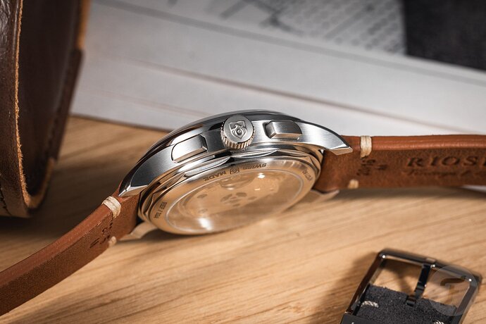 Lebois-Co-Heritage-Chronograph-–-324.406-7