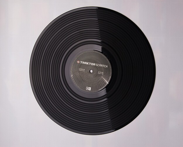 lp-376546_1280