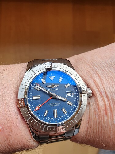 Breitling Avenger