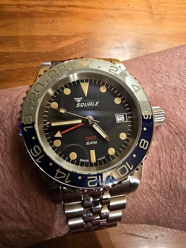 Squale 1545 uit Singapure