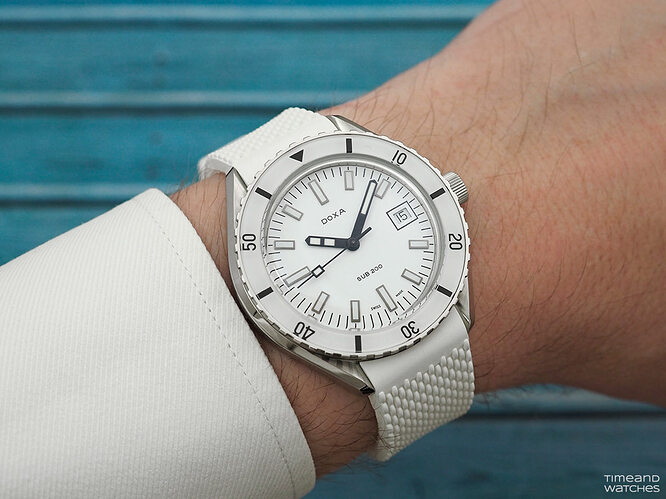DOXA-SUB-200-Whitepearl-011