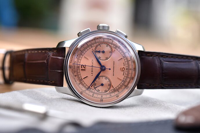 Lebois-Co-Heritage-Chronograph-Salmon-Telemetre-324.478-1
