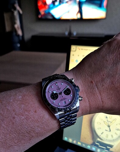 tudor pink thuis