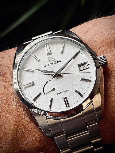 grand-seiko-sbga465-frost-frost-baby-v0-7s12jd5p4ha91