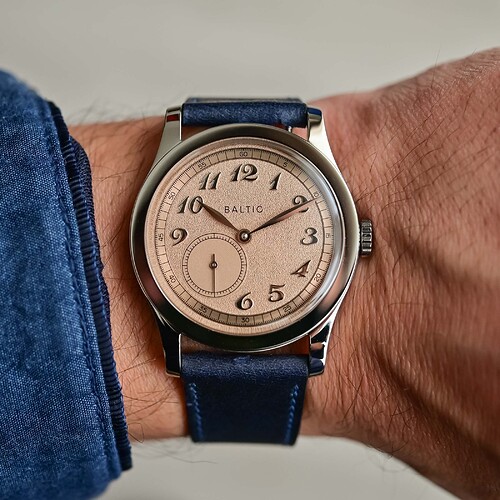 Baltic-MR01-Salmon-Review-Accessible-Calatrava-style-Micro-Rotor-Watch-15