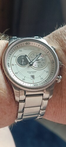 17070412109423393483515675877095