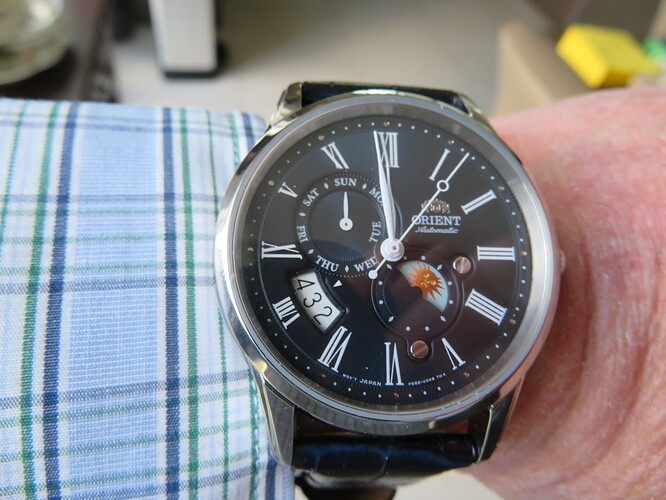 Orient RA-AK0011D pols-shot