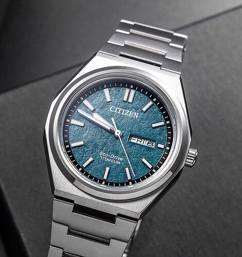 Citizen-Super-Titanium-DayDate-11~2