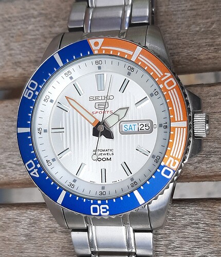 Seiko 5 Sport (SRP549K1)