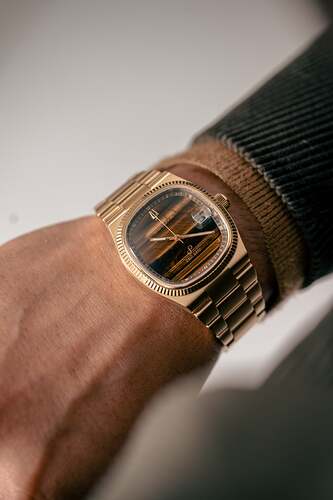 97B230_complecto_wrist_2048x2048