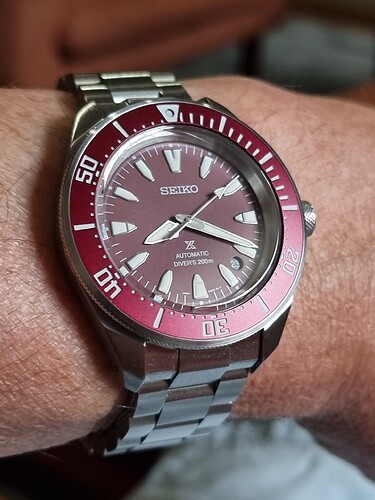172709403237373032050698616040