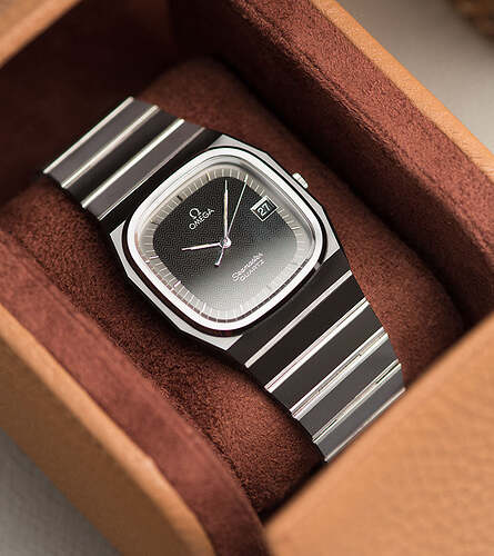 W-1650OmegaCermitBlackTulip_002