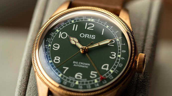 Oris-big-crown-pointer-date-anniversary-edition-studio-shot-2