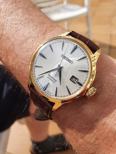 Seiko cocktail time om de pols 13e