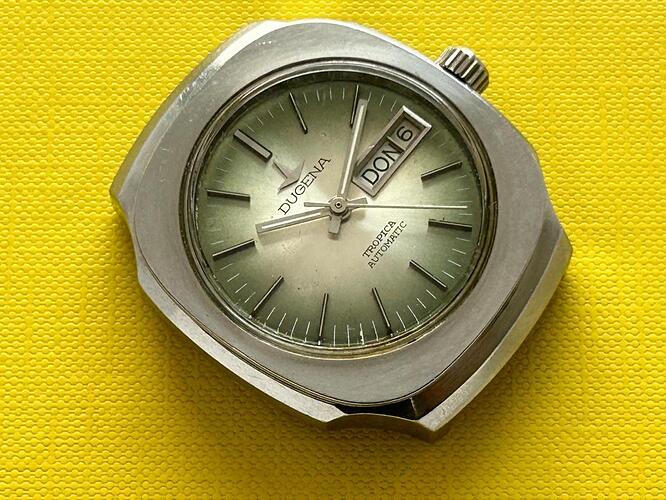 ocelove-hodinky-dugena-tropica-automatic-v-atypickem-pouzdre-211216202