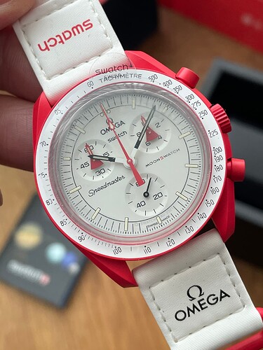MoonSwatch_Mars_set (31)