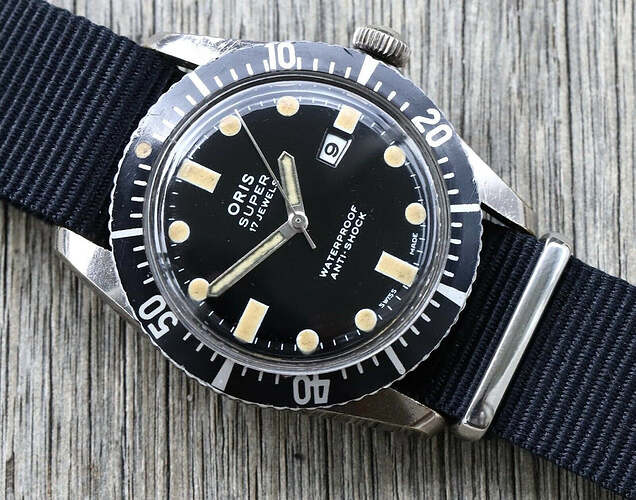 Oris_Vintage_Super_Diver_-_60_27s_Watch_Vault_03_900x